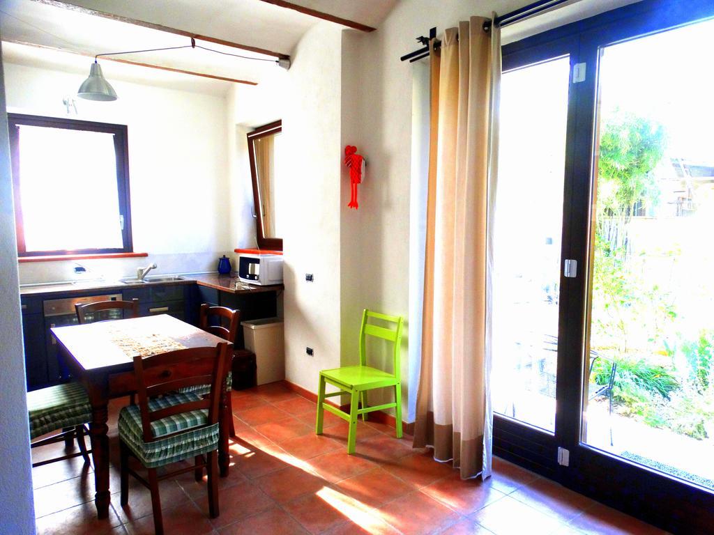 Agriturismo Casa De Colores Moretta Eksteriør billede