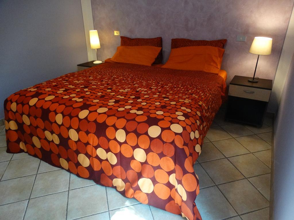 Agriturismo Casa De Colores Moretta Eksteriør billede