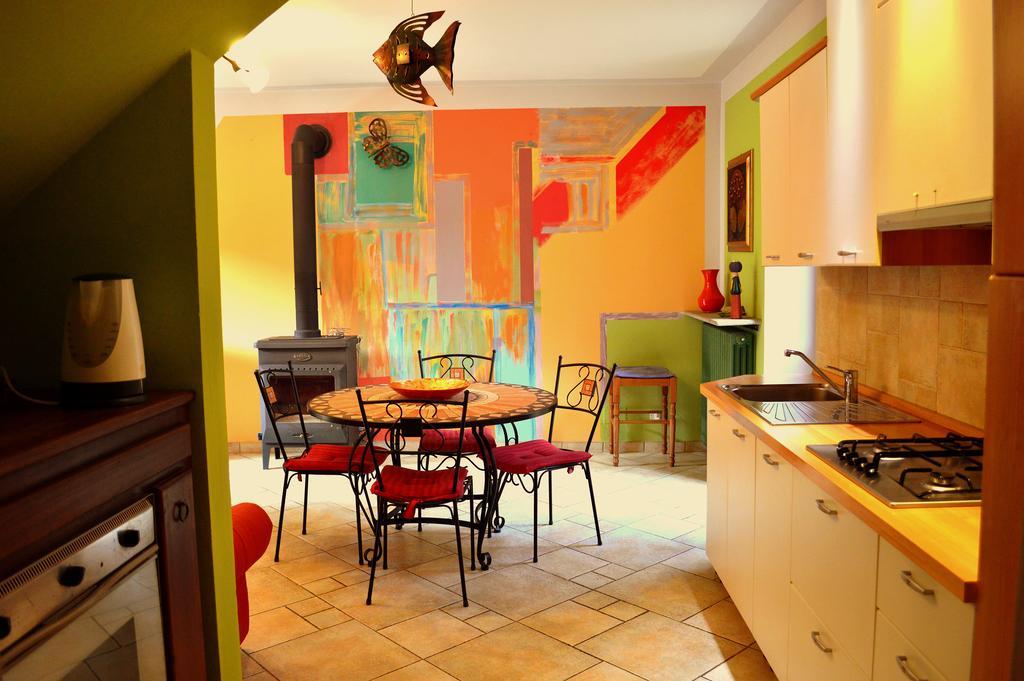 Agriturismo Casa De Colores Moretta Eksteriør billede
